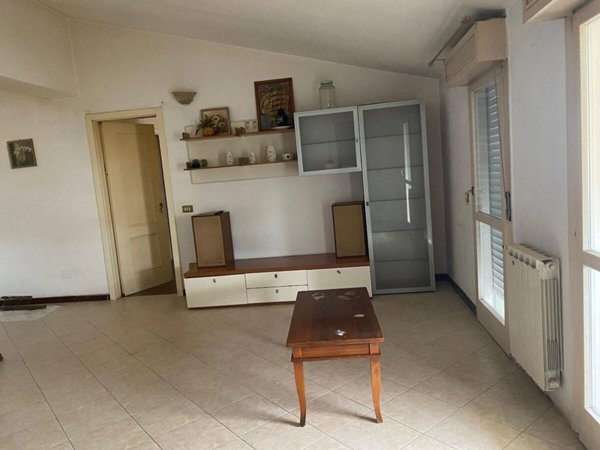 appartamento in vendita a Viareggio in zona Migliarina
