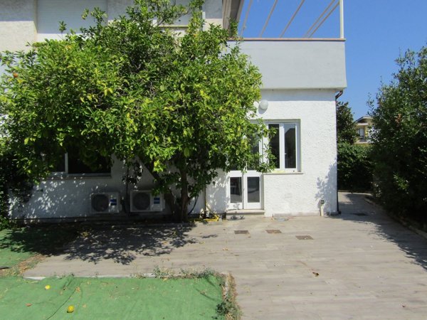appartamento in vendita a Viareggio in zona Torre del Lago
