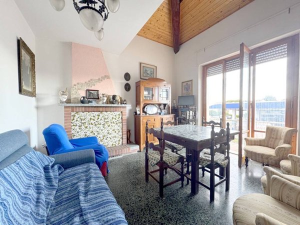 appartamento in vendita a Viareggio in zona Torre del Lago