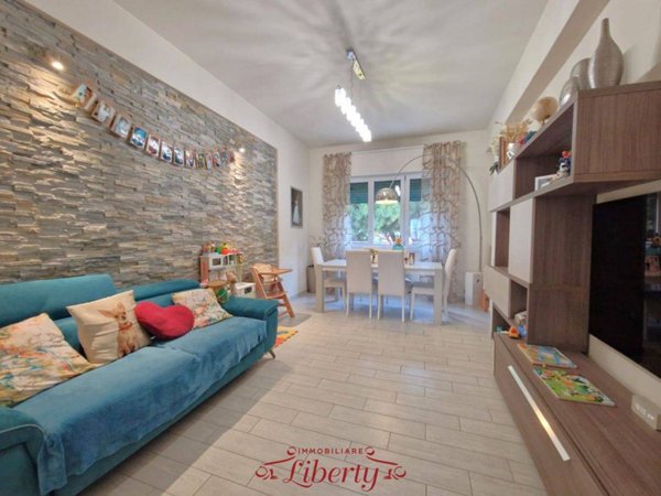 appartamento in vendita a Viareggio in zona Centro Storico