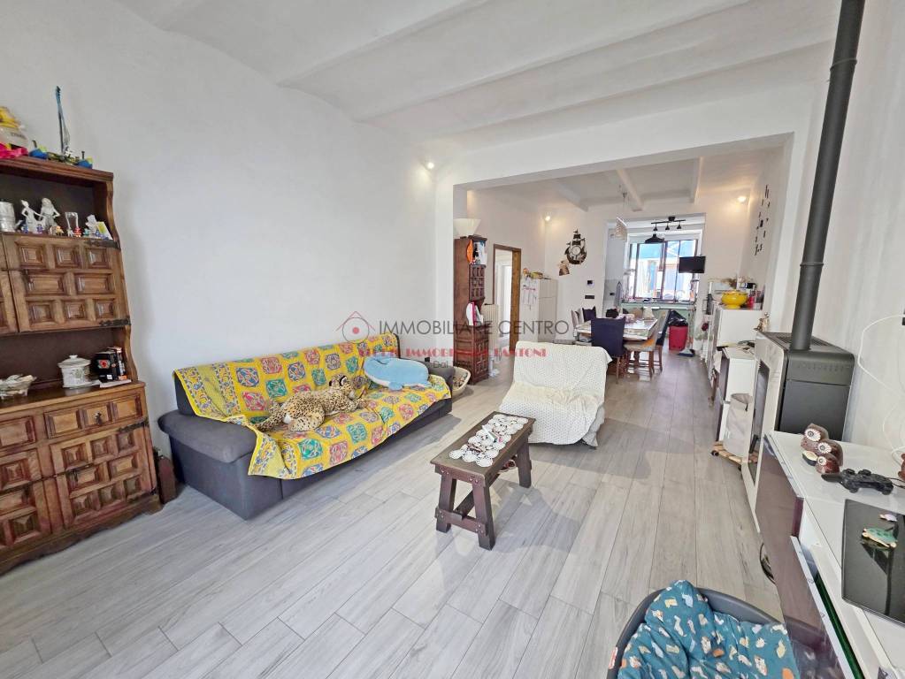 casa indipendente in vendita a Viareggio in zona Centro Storico