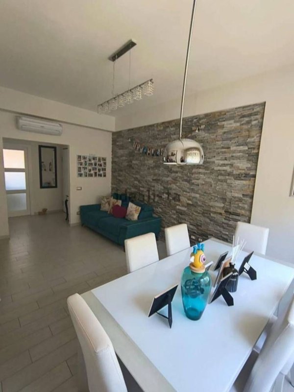 appartamento in vendita a Viareggio in zona Campo d'Aviazione