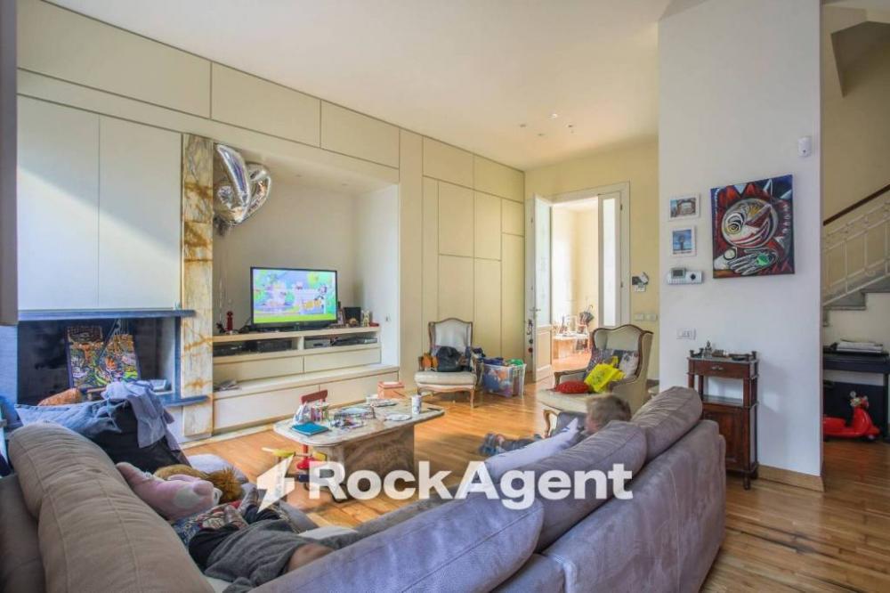 casa indipendente in vendita a Viareggio in zona Centro Storico