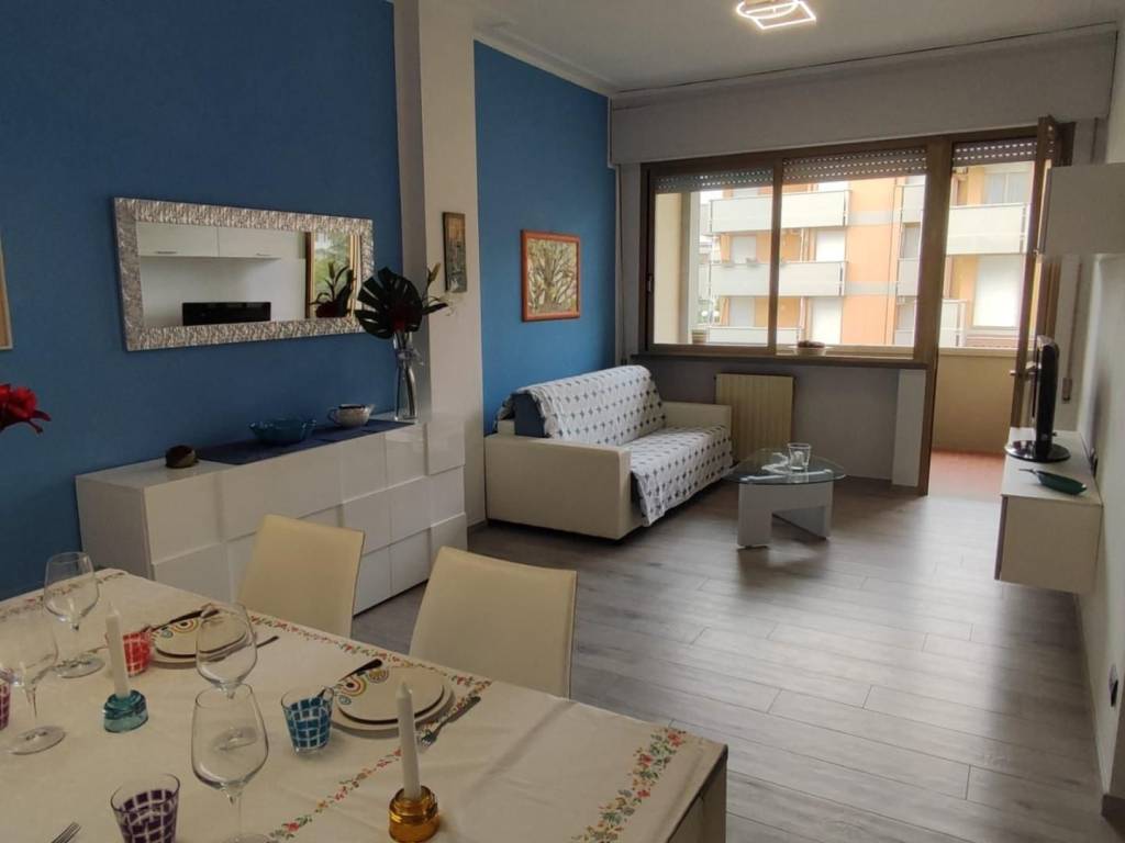 appartamento in vendita a Viareggio in zona Don Bosco