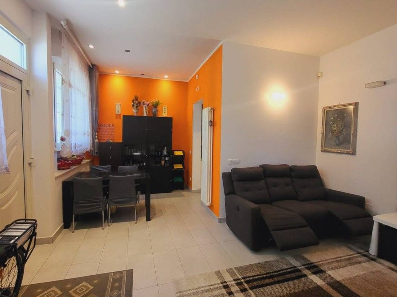 casa indipendente in vendita a Viareggio