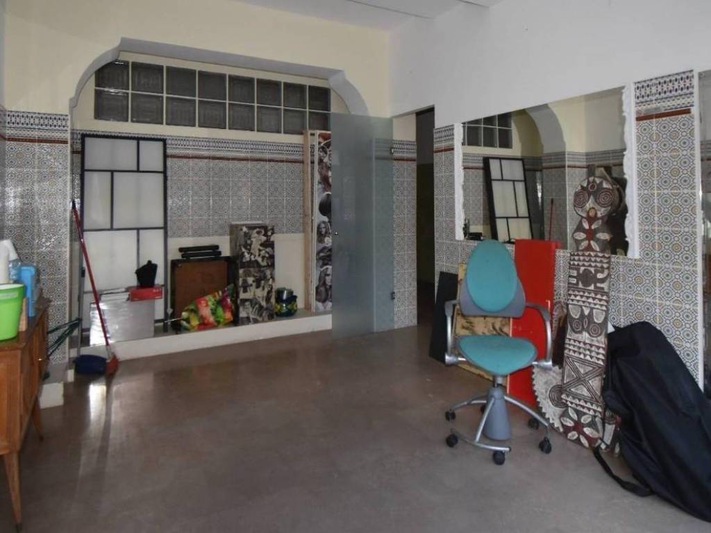 negozio in vendita a Viareggio in zona Marco Polo