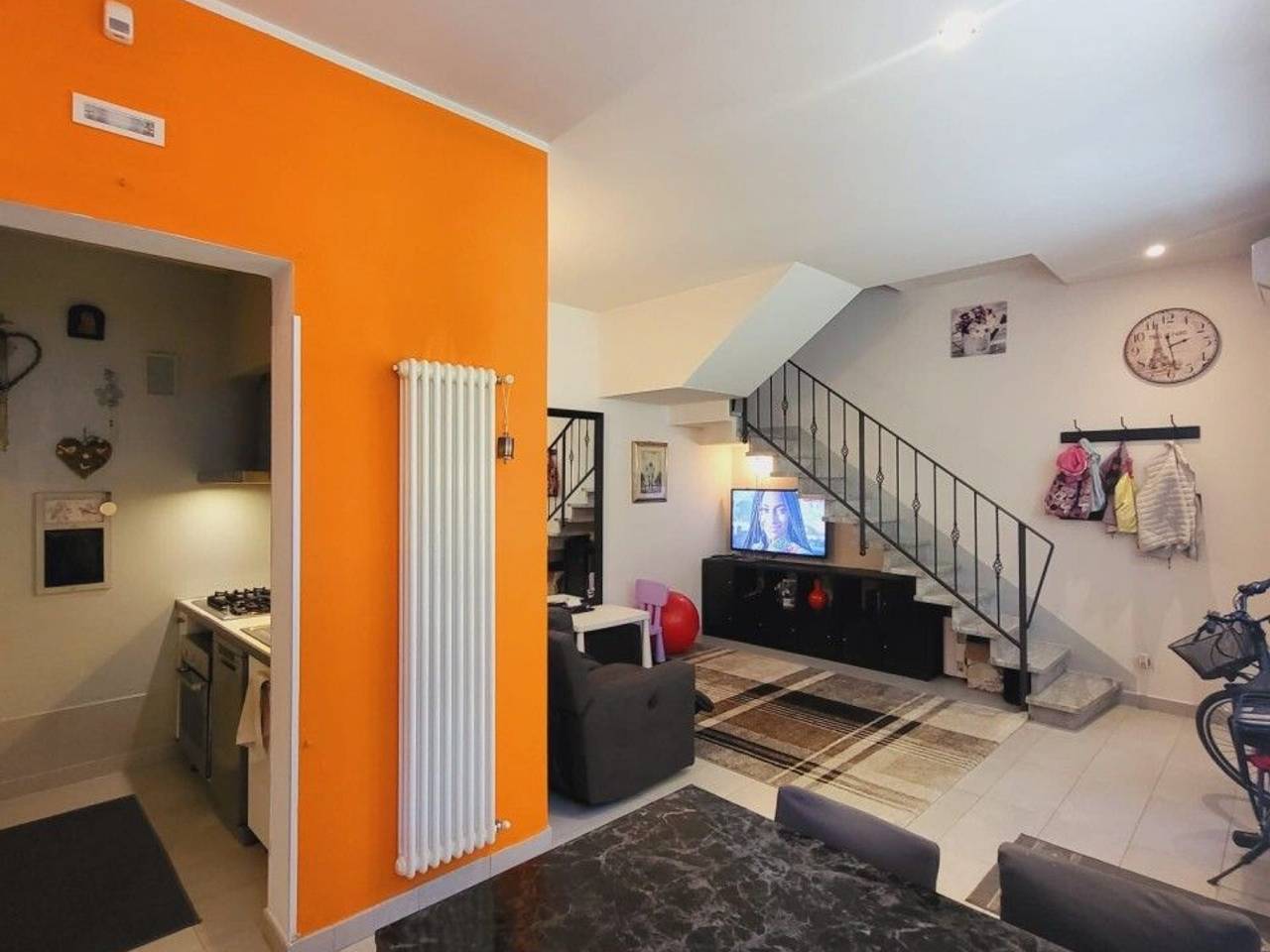 casa indipendente in vendita a Viareggio