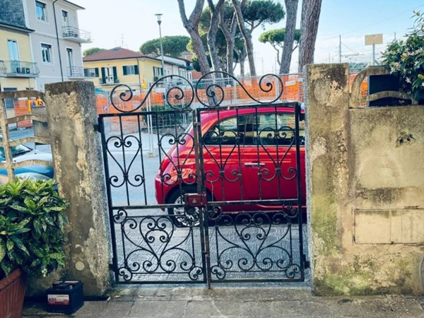 appartamento in vendita a Viareggio
