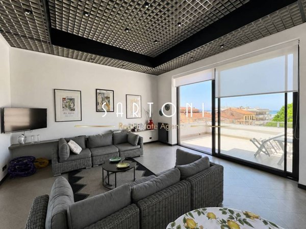 appartamento in vendita a Viareggio in zona Marco Polo