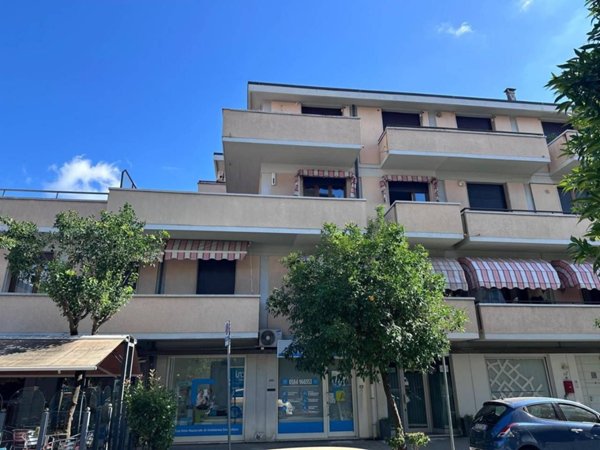 appartamento in vendita a Viareggio in zona Centro Storico