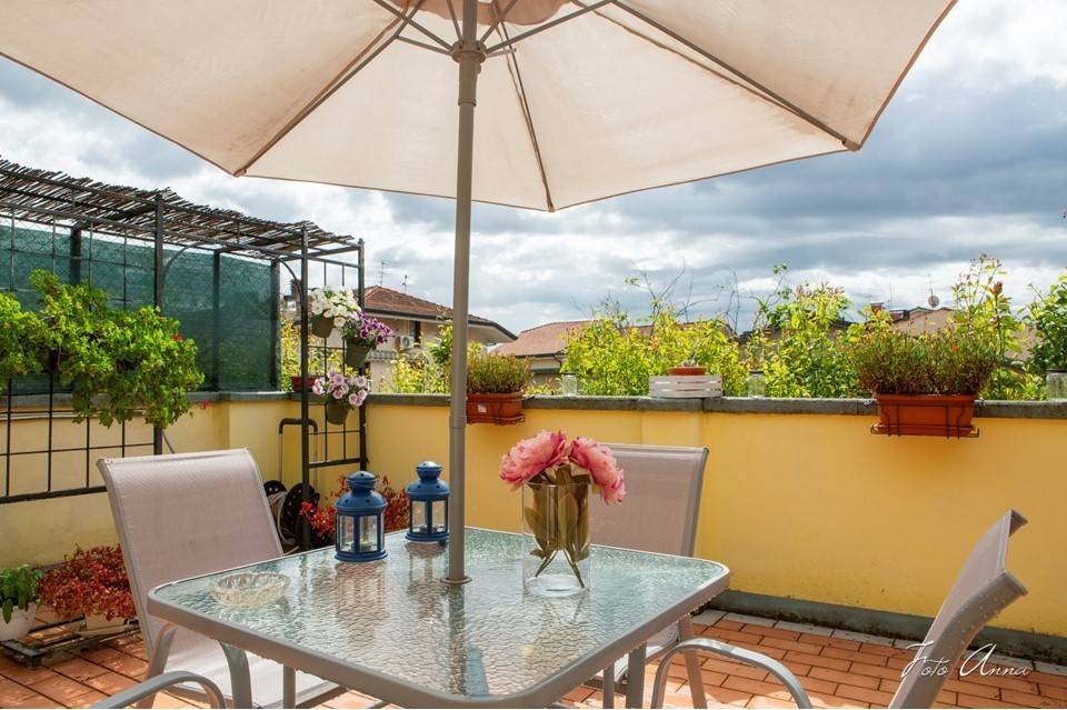 casa indipendente in vendita a Viareggio in zona Migliarina