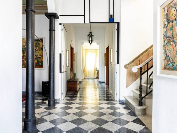 casa indipendente in vendita a Viareggio in zona Torre del Lago