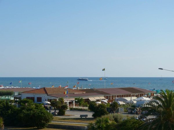appartamento in vendita a Viareggio in zona Fossa dell'Abate