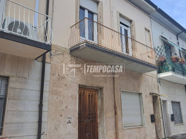 casa indipendente in vendita a Viareggio in zona Centro Storico