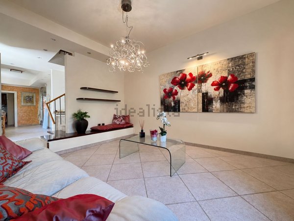 casa indipendente in vendita a Viareggio in zona Campo d'Aviazione