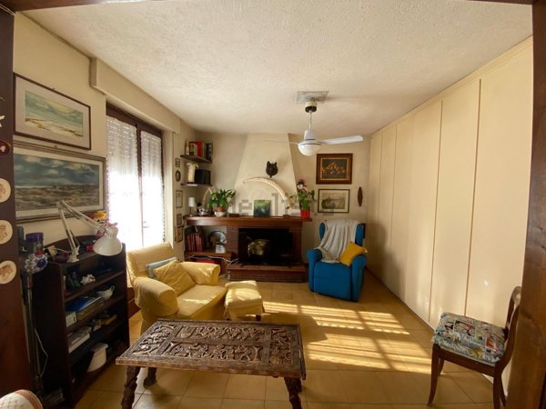casa indipendente in vendita a Viareggio in zona Centro Storico