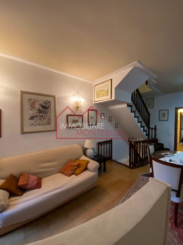 casa indipendente in vendita a Viareggio in zona Centro Storico