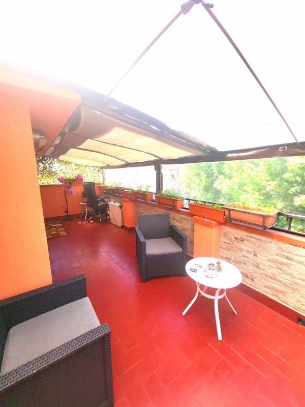casa indipendente in vendita a Viareggio