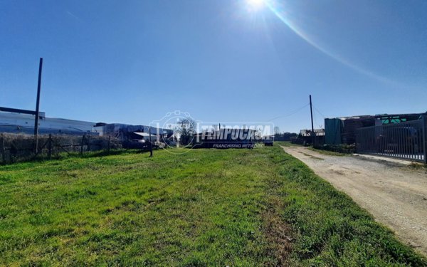 casa indipendente in vendita a Viareggio in zona Torre del Lago