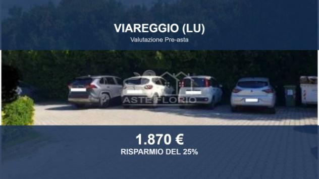 box auto in vendita a Viareggio