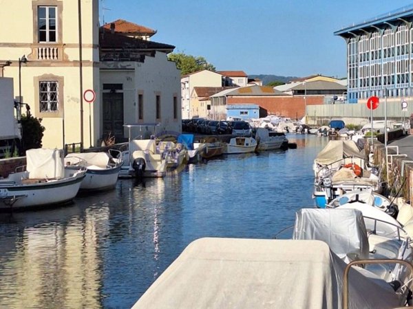 appartamento in vendita a Viareggio in zona Campo d'Aviazione