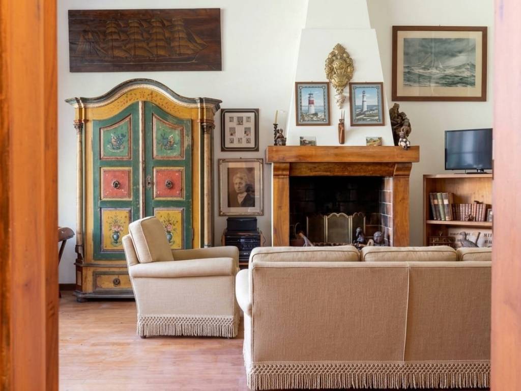 casa indipendente in vendita a Viareggio in zona Marco Polo