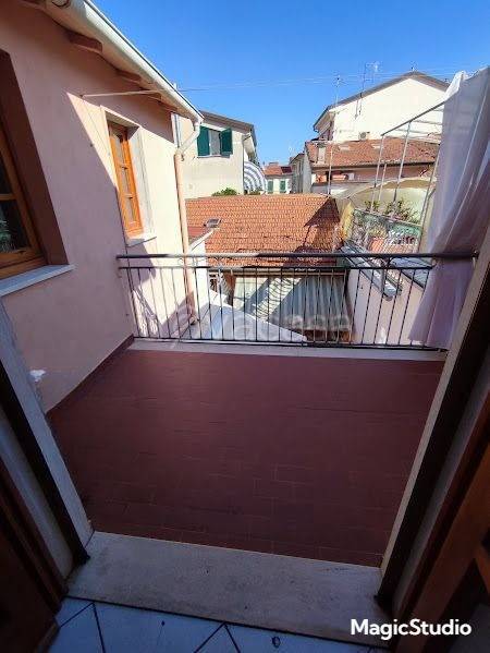 casa indipendente in vendita a Viareggio in zona Marco Polo