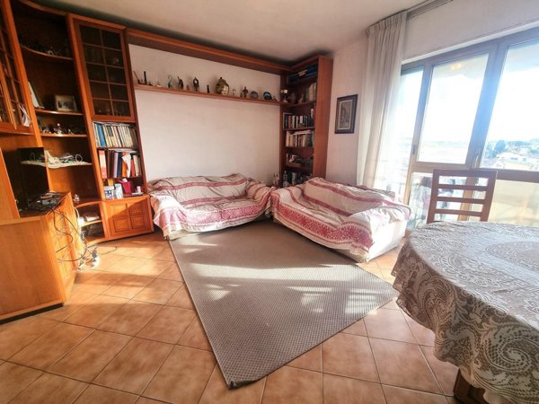 appartamento in vendita a Viareggio in zona Marco Polo