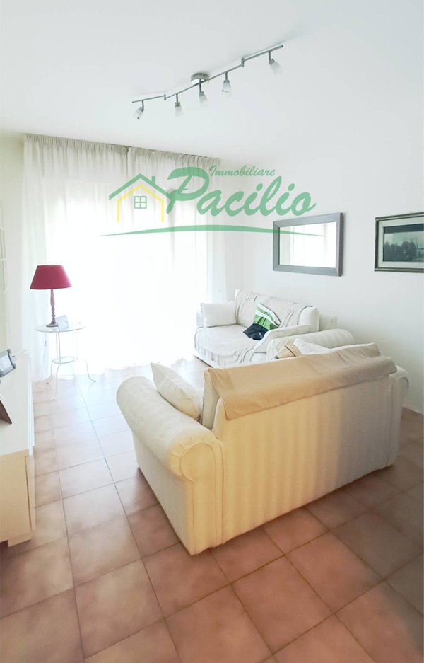 appartamento in vendita a Viareggio in zona Campo d'Aviazione