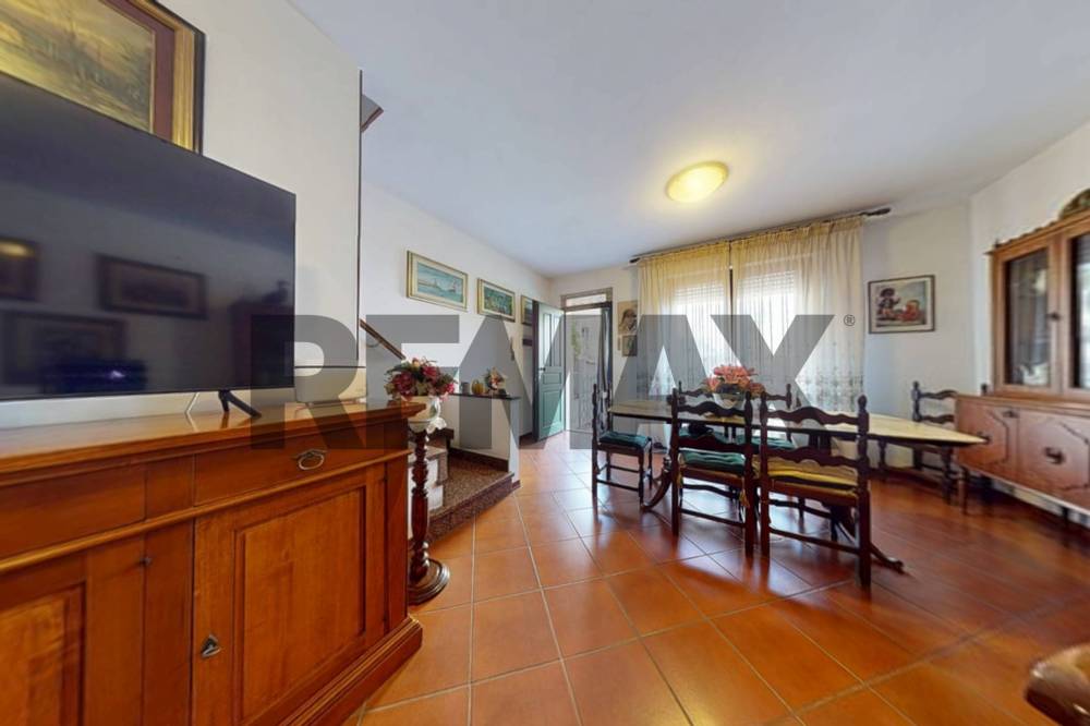 casa indipendente in vendita a Viareggio in zona Campo d'Aviazione