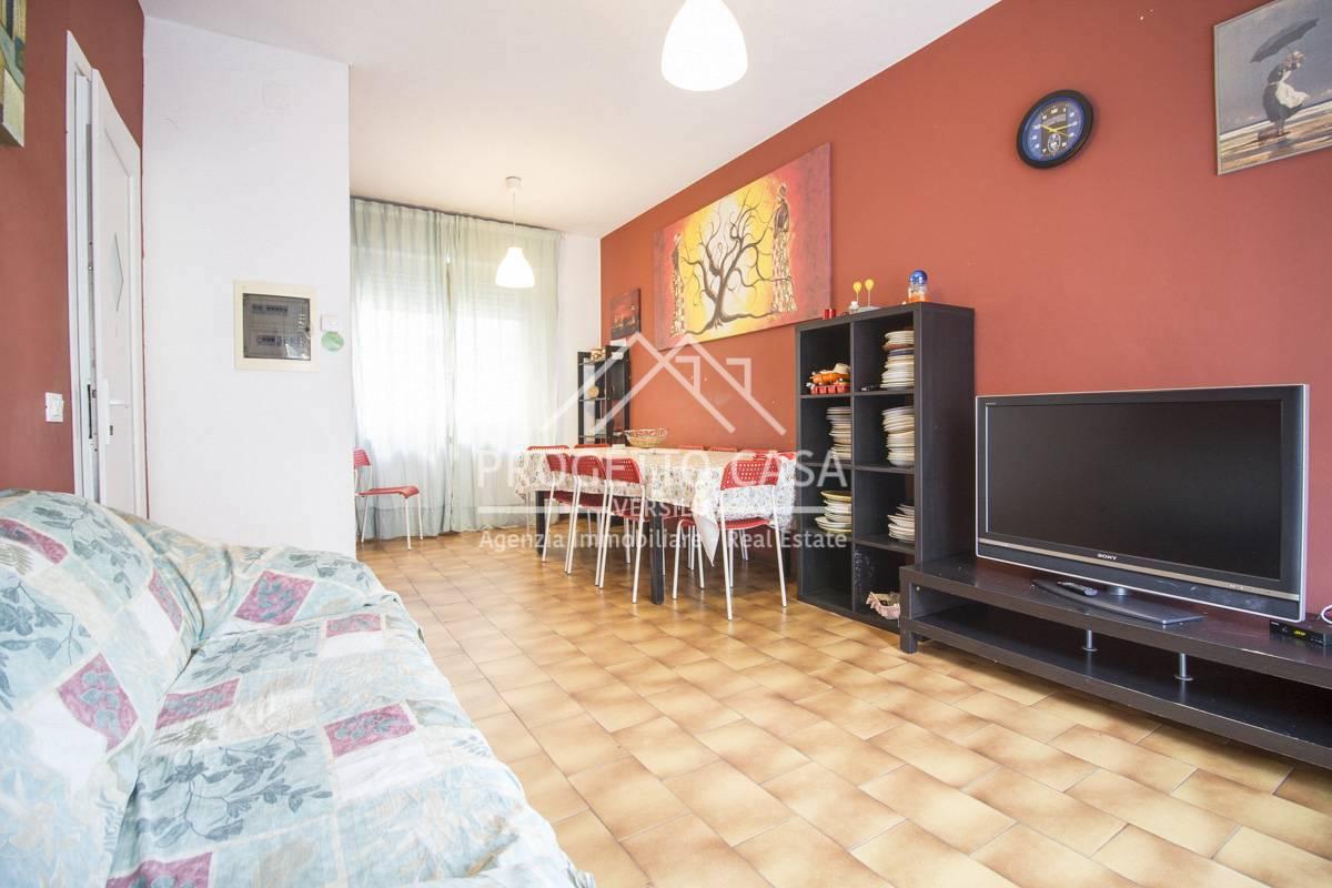 casa indipendente in vendita a Viareggio in zona Torre del Lago