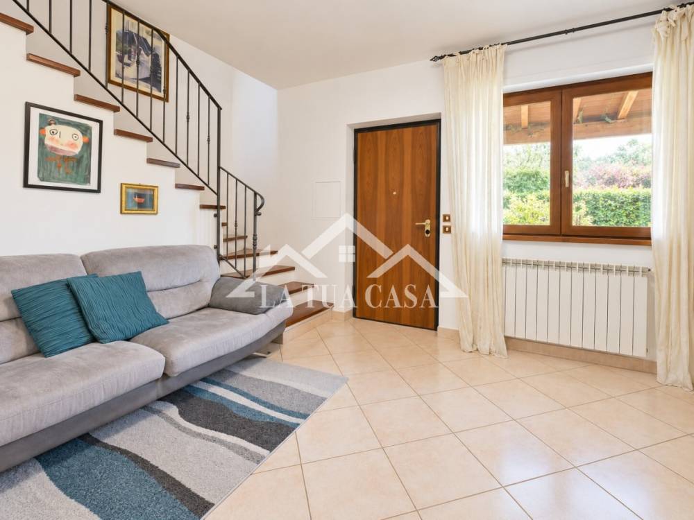 casa indipendente in vendita a Viareggio in zona Torre del Lago