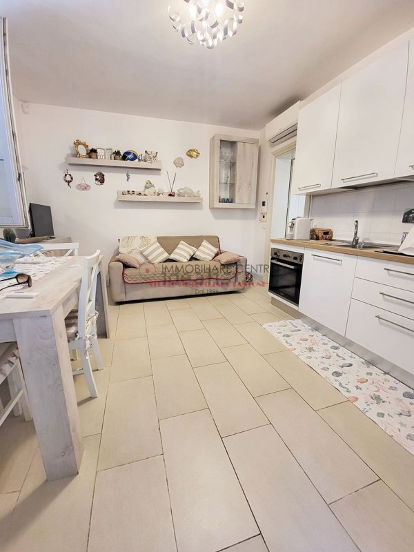 appartamento in vendita a Viareggio in zona Marco Polo