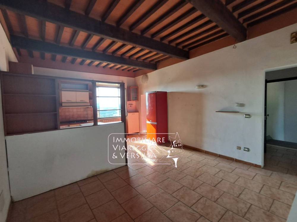 appartamento in vendita a Viareggio