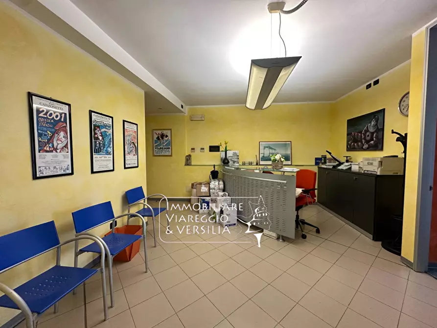 ufficio in vendita a Viareggio