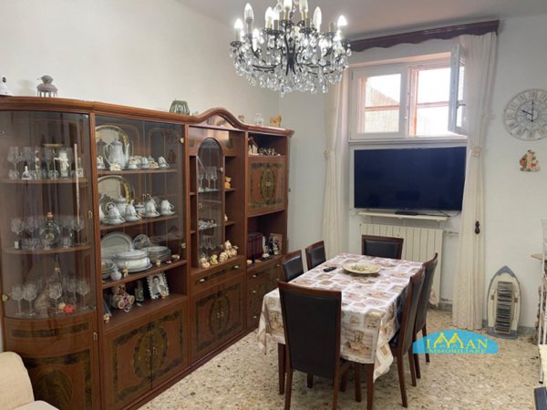 appartamento in vendita a Viareggio in zona Fossa dell'Abate