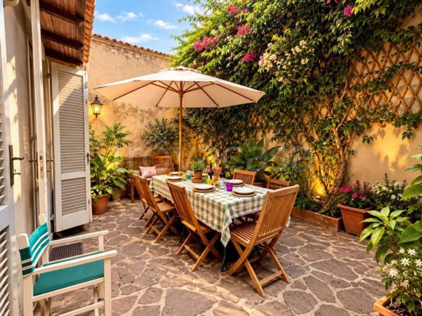 casa indipendente in vendita a Viareggio in zona Marco Polo