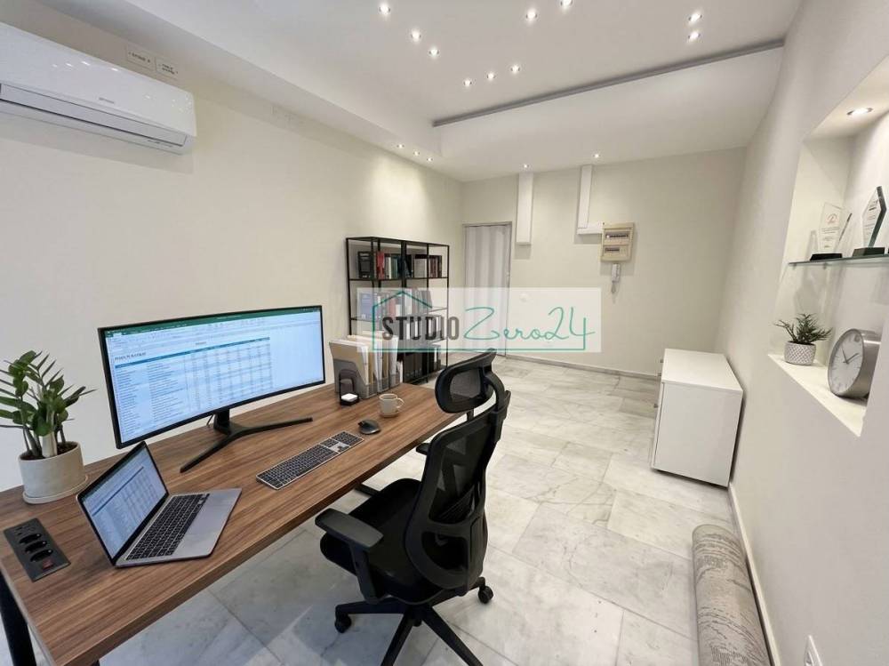 ufficio in vendita a Viareggio