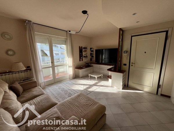 appartamento in vendita a Viareggio in zona Migliarina