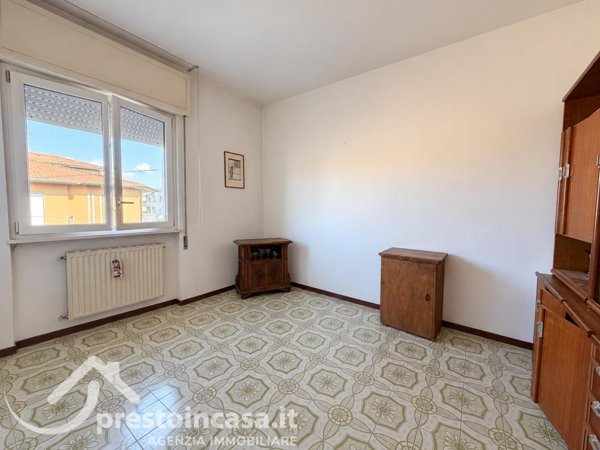 appartamento in vendita a Viareggio in zona Migliarina