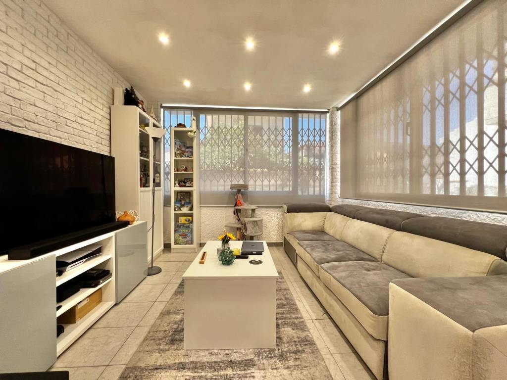 casa indipendente in vendita a Viareggio in zona Torre del Lago