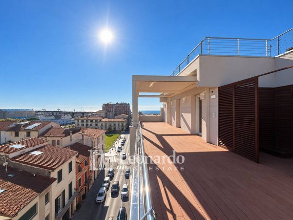 appartamento in vendita a Viareggio in zona Centro Storico