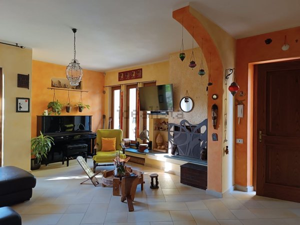 casa indipendente in vendita a Viareggio in zona Torre del Lago