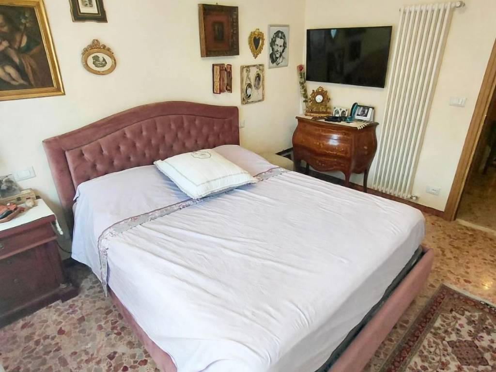 appartamento in vendita a Viareggio