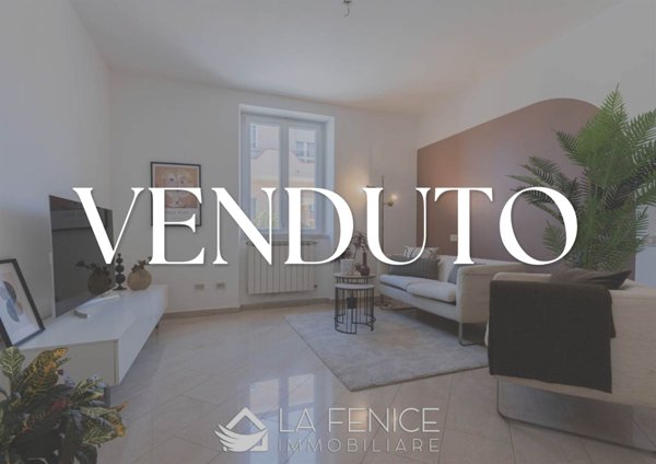 casa indipendente in vendita a Viareggio