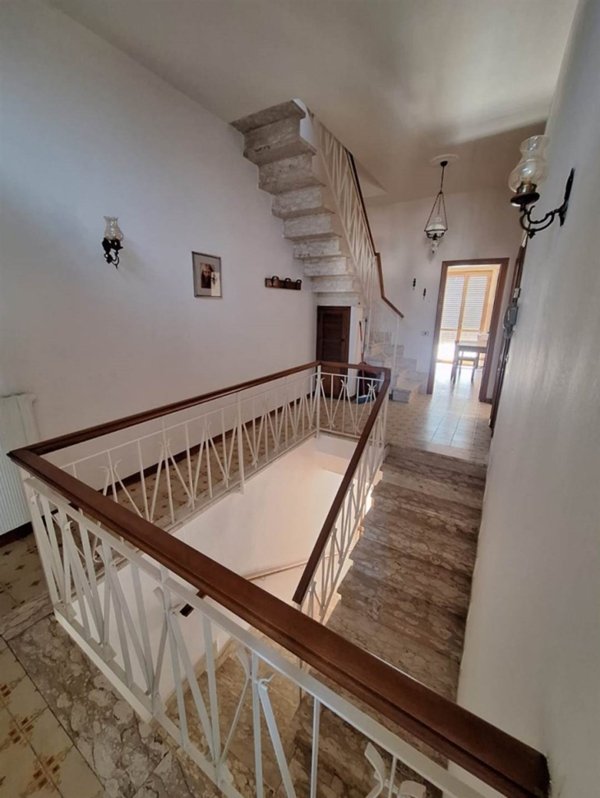 casa indipendente in vendita a Viareggio in zona Centro Storico