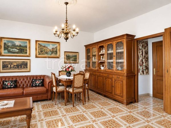 casa indipendente in vendita a Viareggio in zona Marco Polo