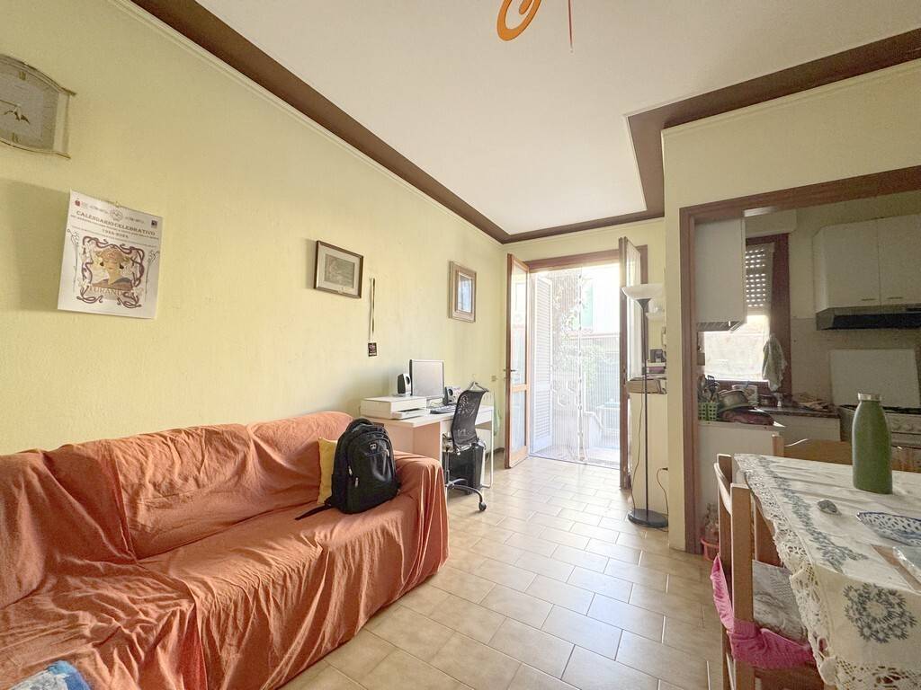 appartamento in vendita a Viareggio in zona Torre del Lago