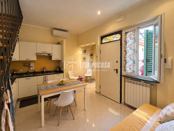 casa indipendente in vendita a Viareggio in zona Centro Storico