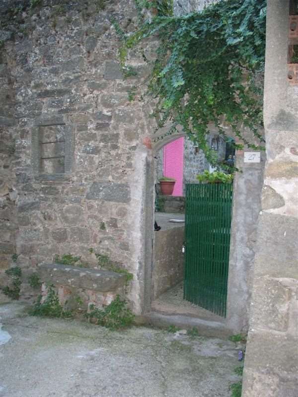 casa indipendente in vendita a Villa Basilica in zona Boveglio
